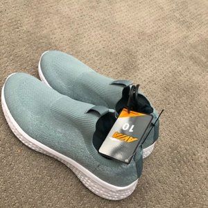 Avia Slip on Tennis Shoes
